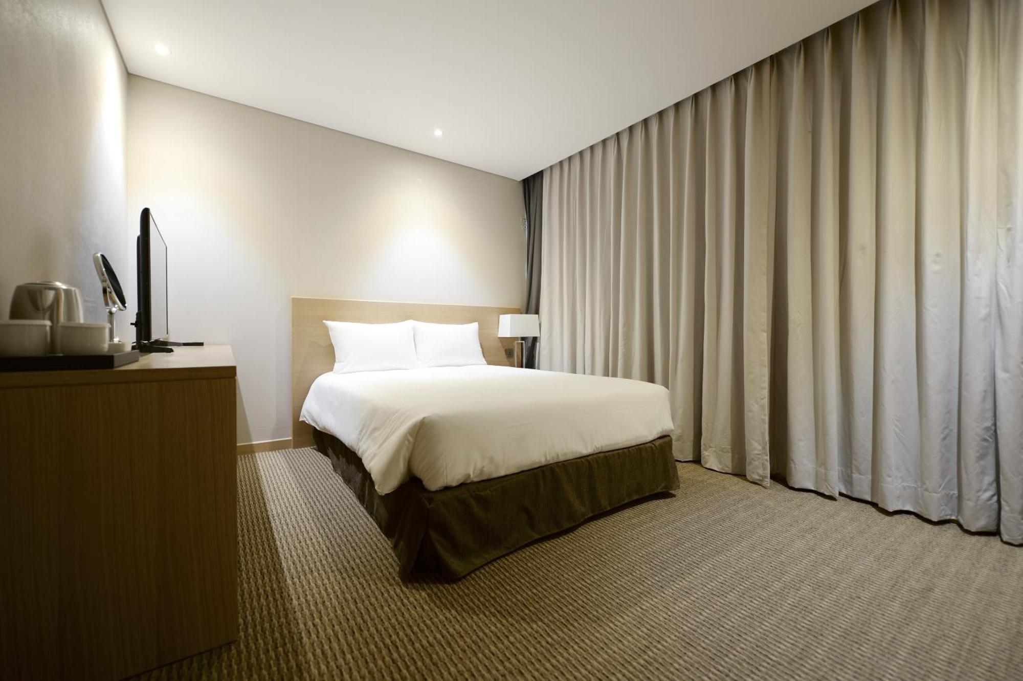 Hotel New Oriental Myeongdong Seúl Habitación foto